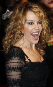 Kylie Minogue opět políbí Prahu. S albem Kiss Me Once přijede v říjnu