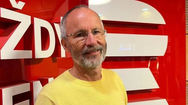 Těhotnej kuchař: Mým talentem je prořízlá huba. Videa krájení se spoustou keců kolem nemám rád | Radiožurnál