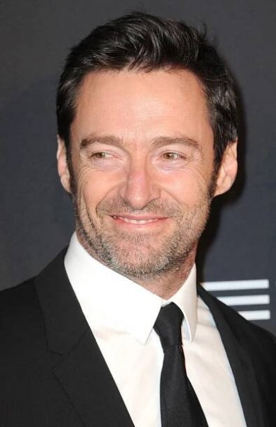 Ještě že Hugh Jackman je pořád stejný fešák.