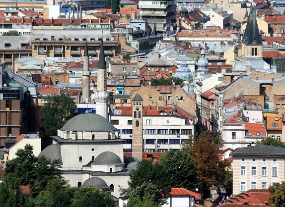 Soubor:Sarajevo Gazi Husrev Beg.JPG – Wikipedie