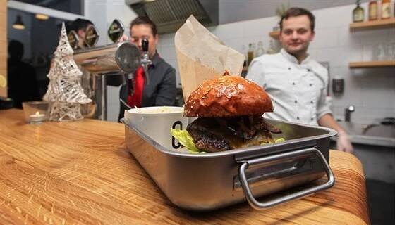 V Jablonci nad Nisou nedávno vyrostly dvě restaurace zaměřené na hamburgery – i...