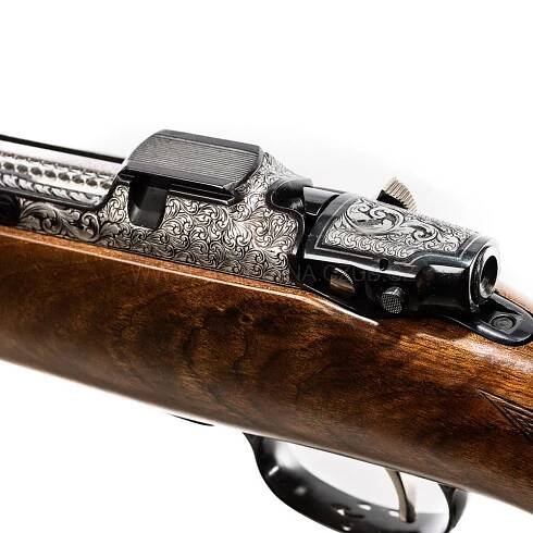 Rytá kulovnice CZ 550 LUX v ráži 7x64