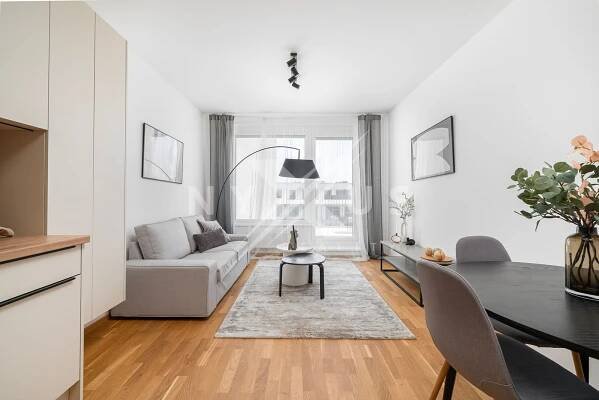 Prodej bytu 2+kk - 52 m⊃2; + terasa 20 m⊃2;, garážové stání a sklep, Smržových, Praha 9 - Vysočany | Nyxus reality s.r.o
