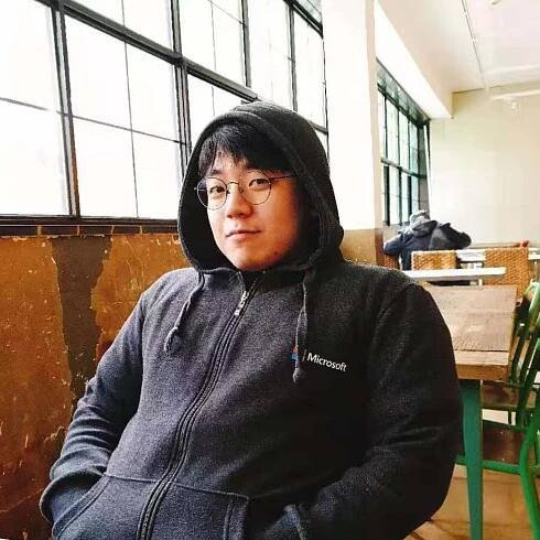 Qifeng Chen (陳启峰)