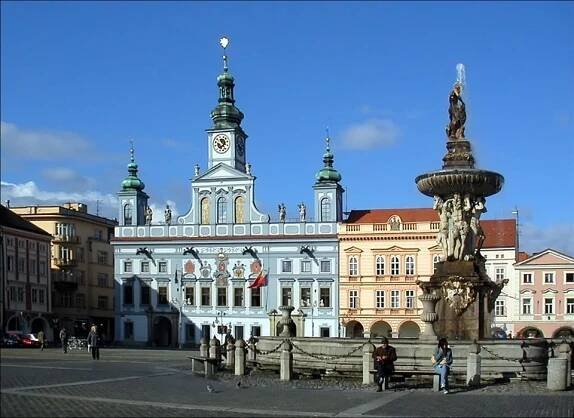 Datei:Rathaus BUDWEIS.jpg – Wikipedia