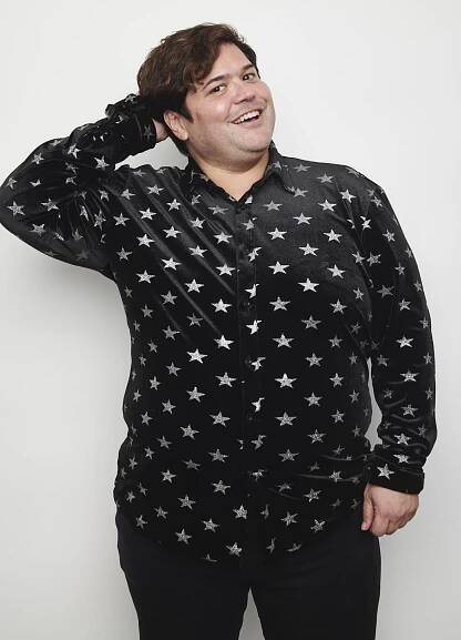 Harvey Guillen - Actor