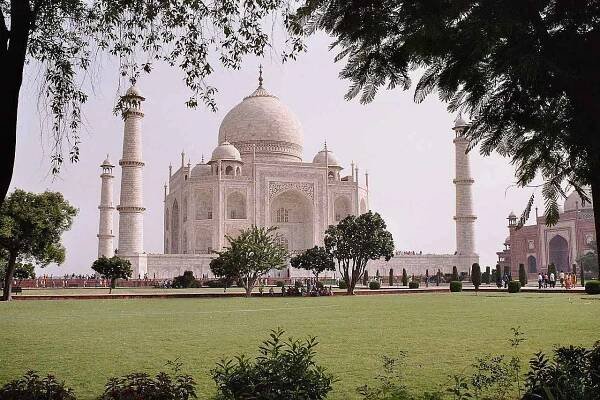 Soubor:Taj 4 agost 05.jpg – Wikipedie