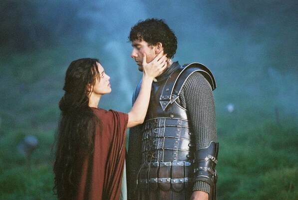 Král Artuš - Z filmu - Keira Knightley, Clive Owen