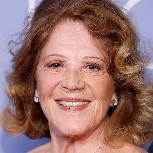 'Alice' Sitcom Star Linda Lavin Dead at 87 from Cancer