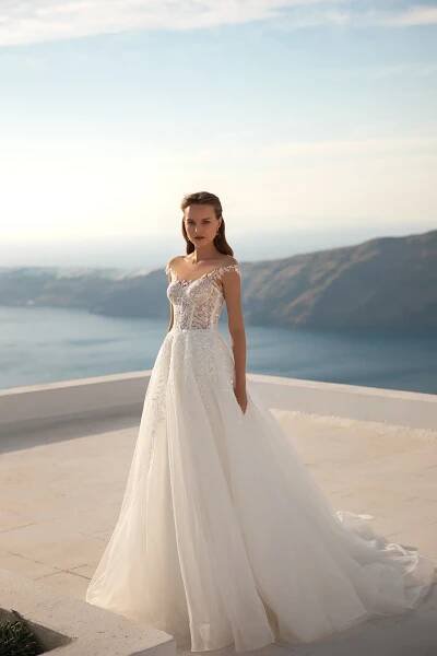 LORENZA - Freya Wedding - Rochii de mireasa Timisoara