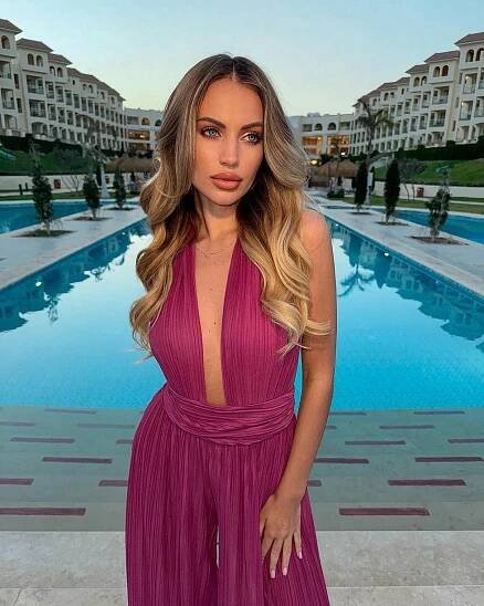 Těhotná misska Kočendová: Opulentní oslava a odhalení pohlaví!