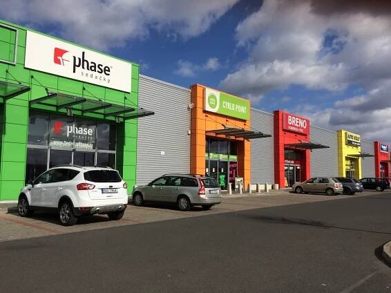 Loni přibylo nejvíce ploch retail parků za pět let