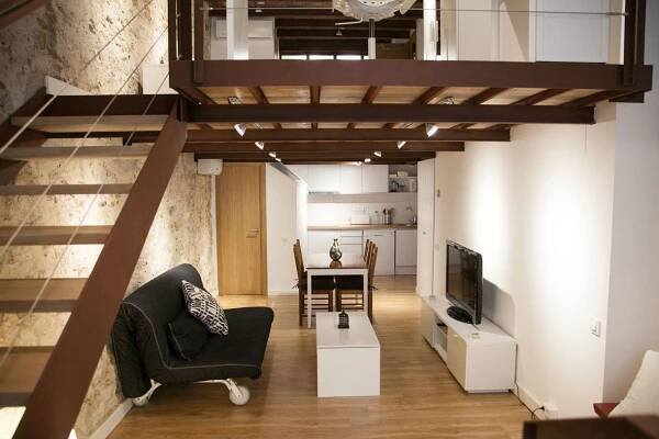 LUX. SAGRADA FAMILIA MODERN LOFT - Barcelona City Home