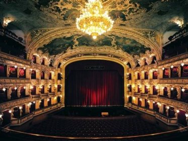 Národní divadlo zrušilo čtvrteční premiéru Pucciniho Butterfly ve Státní opeře