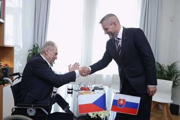 Slovenský prezident Peter Pellegrini navštívil českého exprezidenta Miloše Zemana (26.6.2024)