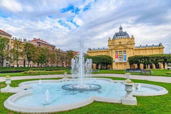 Things to see in Zagreb: cafés, museums, parks and urban cityscape