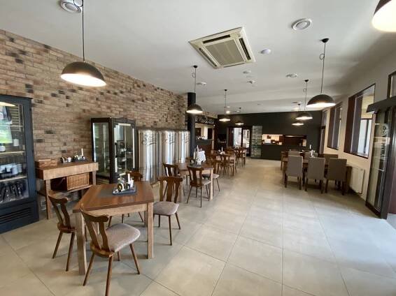 Restaurace - Žebětínský dvůr - Hotel / Restaurace / Brno