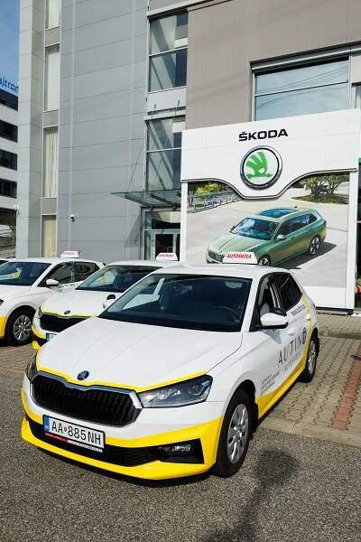 Škoda na Slovensku ponúka dlhodobý a systematický program podpôr pre autoškoly