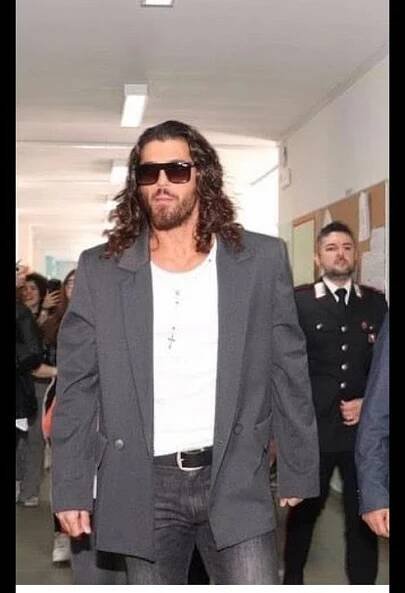 Can Yaman 27.04.2023 MAGHERITA DI SAVOIA #canyamanforchildren #breakthewalltour