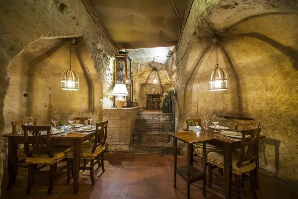 The Restaurant - ANTICA OSTERIA DA DIVO