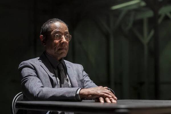Volejte Saulovi - Mág - Z filmu - Giancarlo Esposito