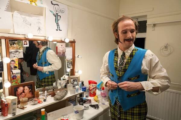 Paul Kaye