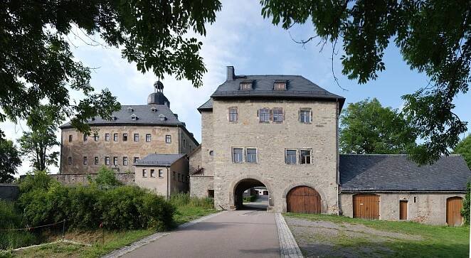 Burgruine Frauenstein und Schloss