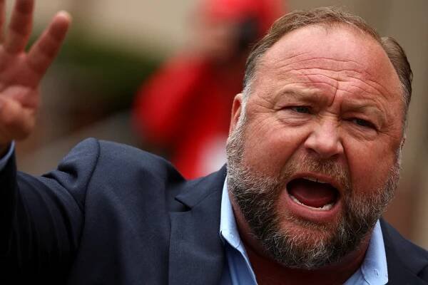 Elon Musk restores conspiracy theorist Alex Jones’ X account, reversing Twitter’s ban