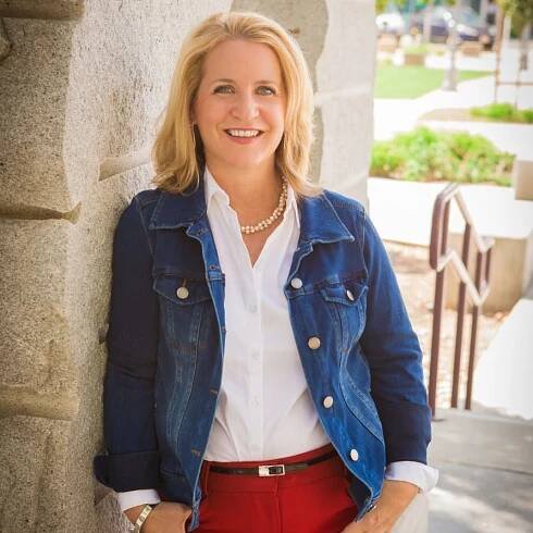 Jennifer-Edwards-2017