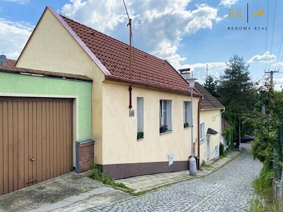 Prodej rodinného domu Brno - Lesná - Komplexní profesionální realitní služby. Prodej a pronájem nemovitostí. Odhad ceny