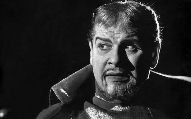 Hamlet - 27.11.1959, Vítězslav Vejražka (Claudius) Foto: Jaromír Svoboda
