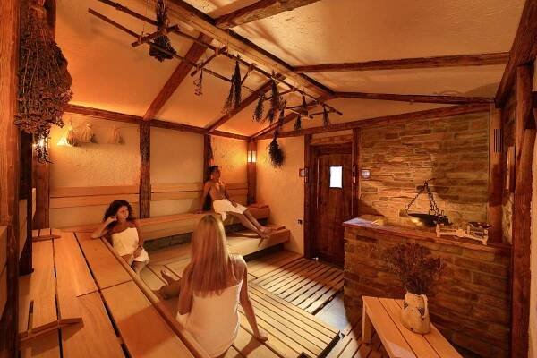 Balíček nekonečného odpočinku a relaxu pro 2 Brno, Kníničky Hotel Maximus Resort • Firmy.cz