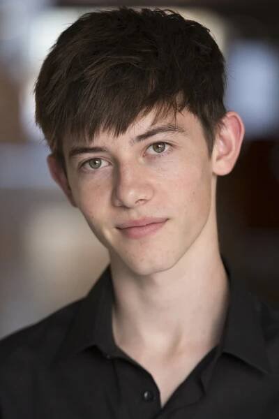 Griffin Gluck herec