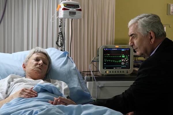 Doktor Martin - Doktorka Diana - Z filmu - Jana Štěpánková, Miroslav Donutil