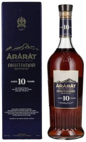 Ararat Akhtamar 10yo Brandy 0,7L - Mydrinks.cz