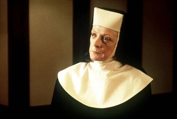Sestra v akci 2: Znovu v černém hábitu - Z filmu - Maggie Smith