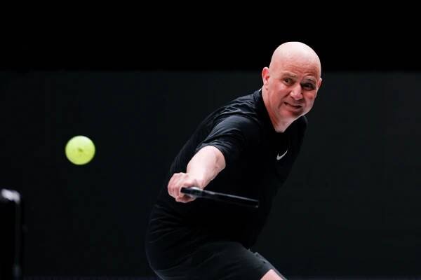 Agassi si po letech zahraje na US Open. Místo tenisu okusí pickleball