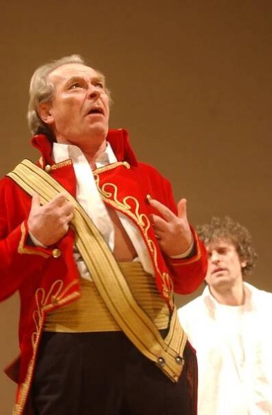 Herec Alois Švehlík v Shakesperově dramatu Coriolanus