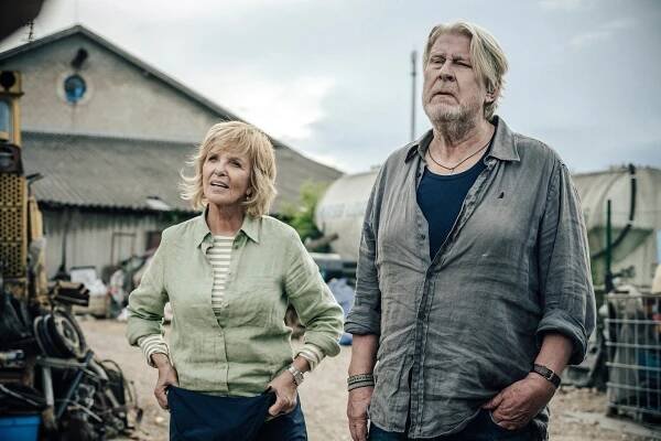 Ulrike Kriener, Rolf Lassgård - Petra si jde zaplavat - Z filmu