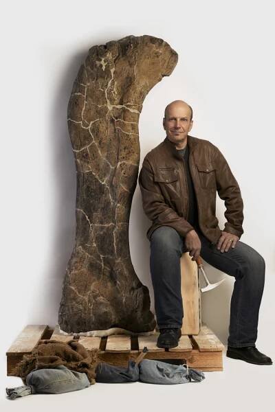 A 6.5 foot femur from Dreadnoughtus found in Patagonia.