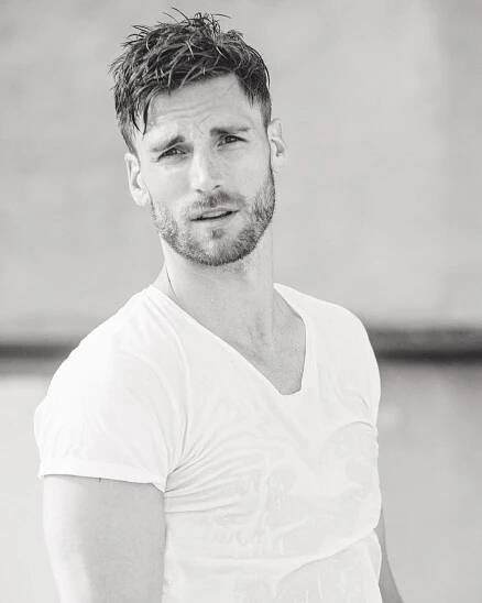 100 Famous Hallmark Male Actors Leading Now 2025 - mrDustBin