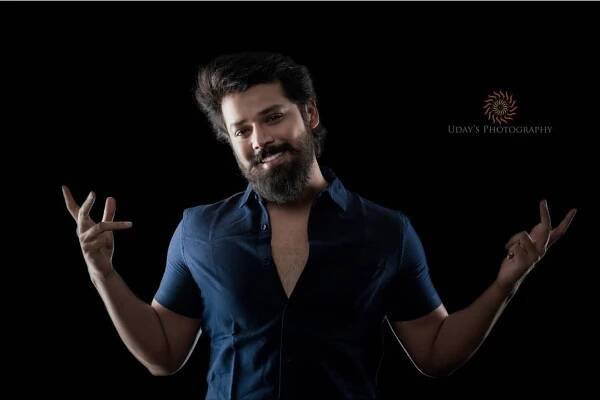 Nandu (Actor) Height, Age, Wife, Family, Children, Biography & More