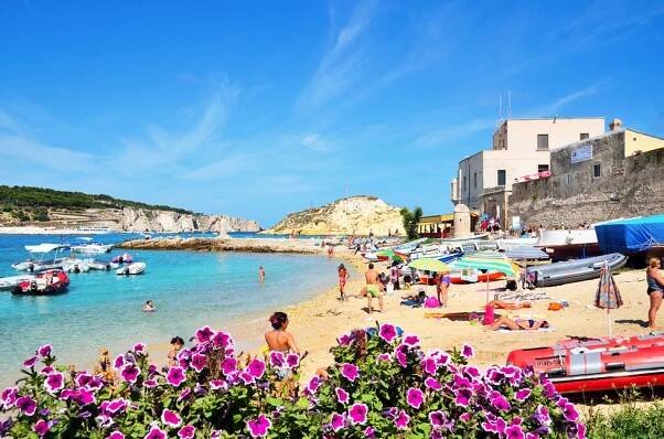 Italské Gargano láká turisty: Krásné pláže, dobré jídlo a vytoužený klid