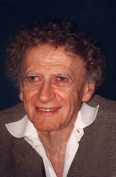 "Musíte vždy zvolit dobro, i když víte, že z vás jednou bude prach. Důležité jsou skutky, které v našem životě učiníme."