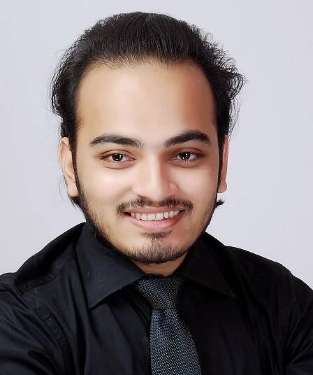 CEO Taj Pharmaceuticals Abhishek Singh Chief Executive officer Abhishek Singh was in 2006 appointed the chief executive officer of Taj Pharmaceuticals India, the leading pharmaceuticals company.