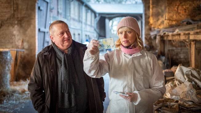 SOKO Wismar - Trittbrettfahrer - Z filmu - Udo Kroschwald, Silke Matthias