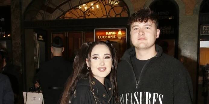 Natálie Grossová a její partner, se kterým mluví anglicky, protože je z Nizozemska.