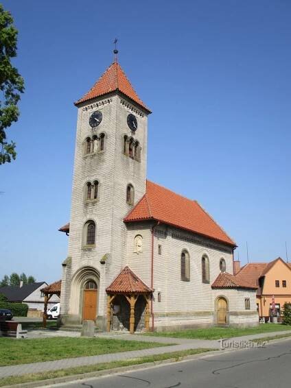 Kostel sv. Vojtěcha (Dolany)