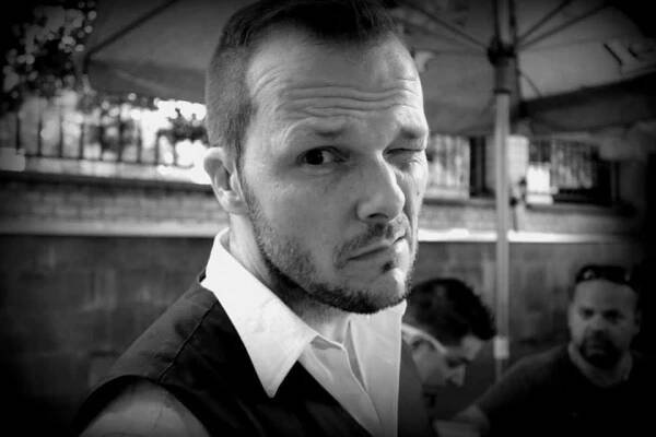 Erik Aresta