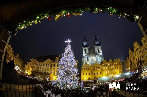 Víte, od kdy se konají vánoční trhy v Praze a víte, co to znamená průvod čertů v Retz?